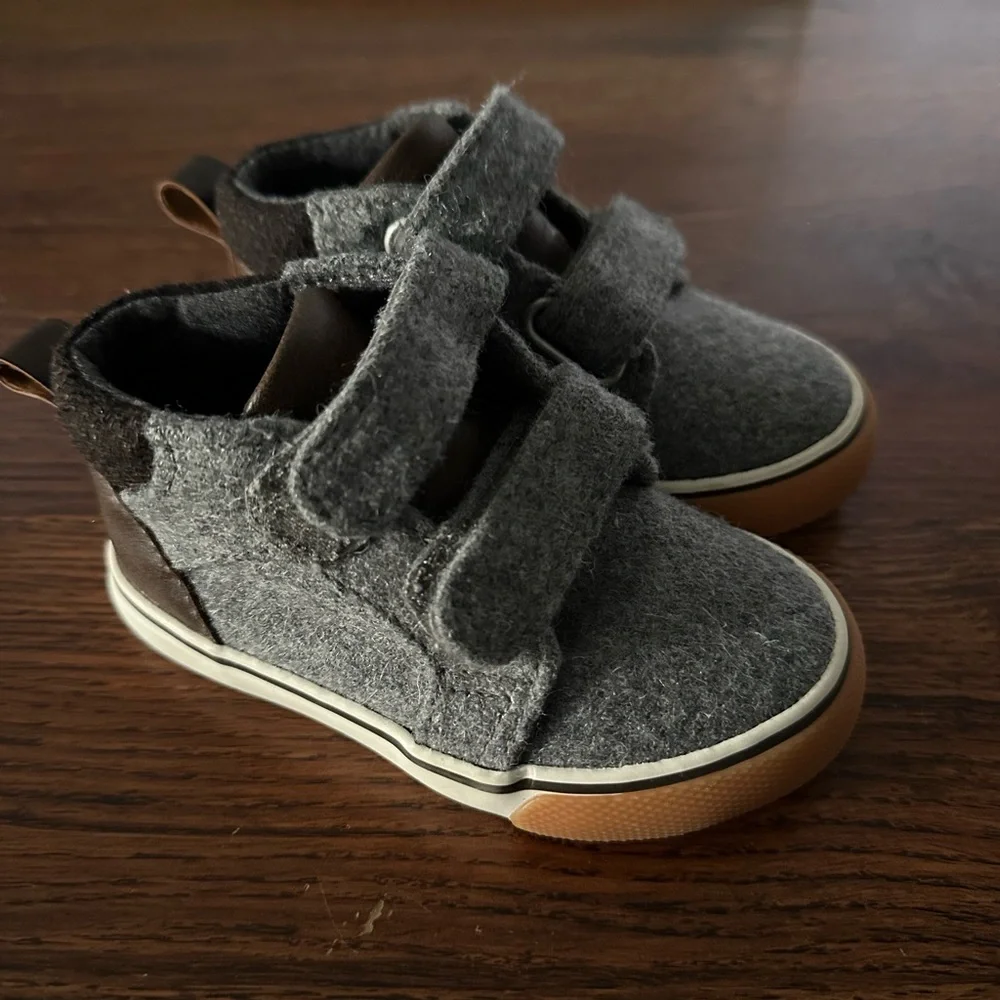 Cat & Jack Charcoal Dress Shoes with Tan Soles